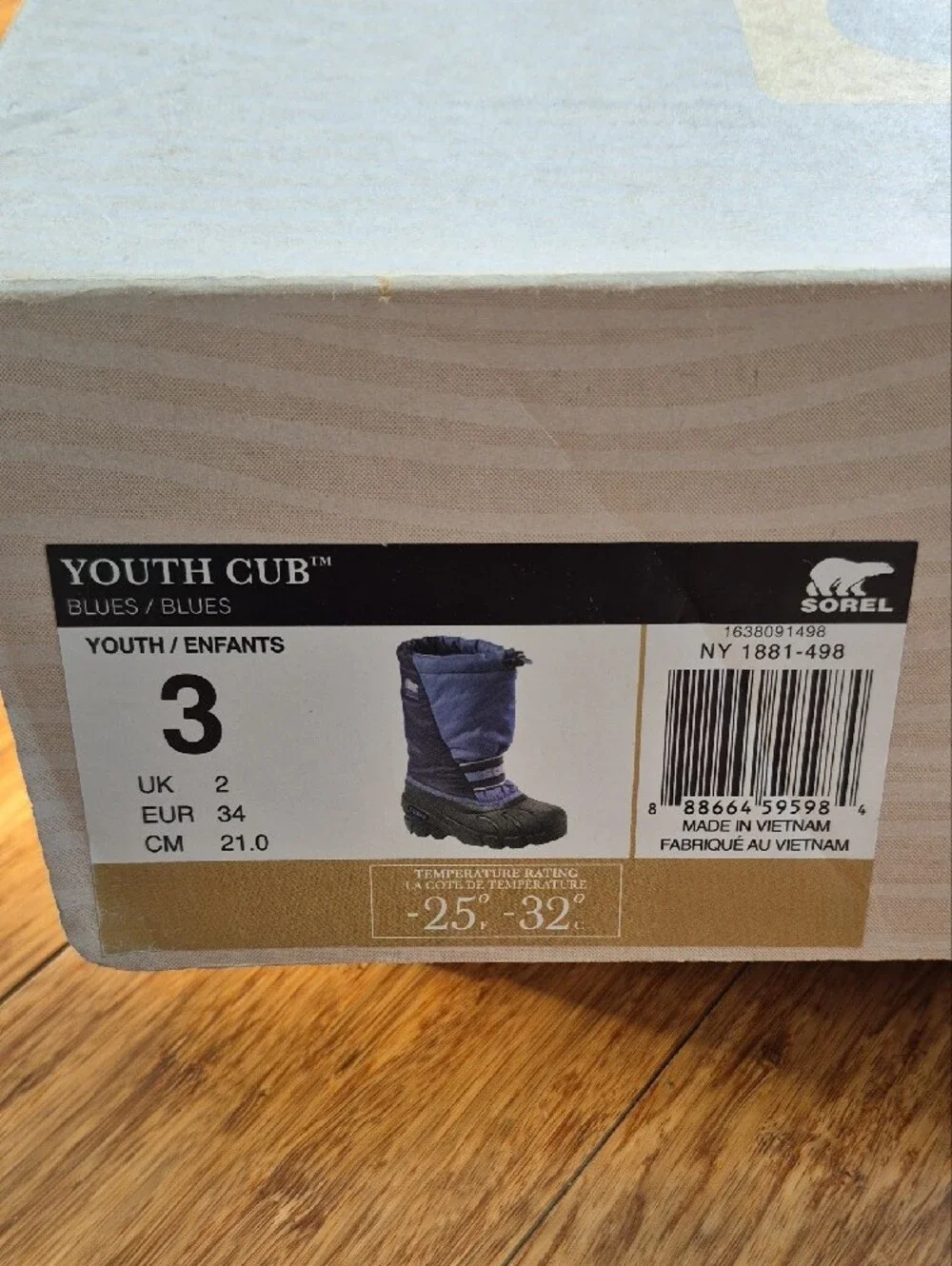 Sorel Navy and Black Insulated Snow Boots